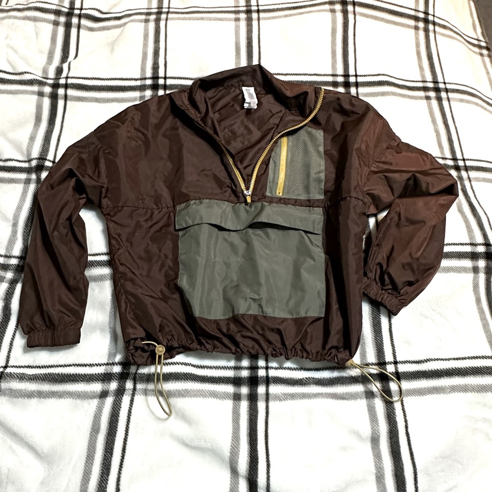 fabletics cropped quarter-zip windbreaker